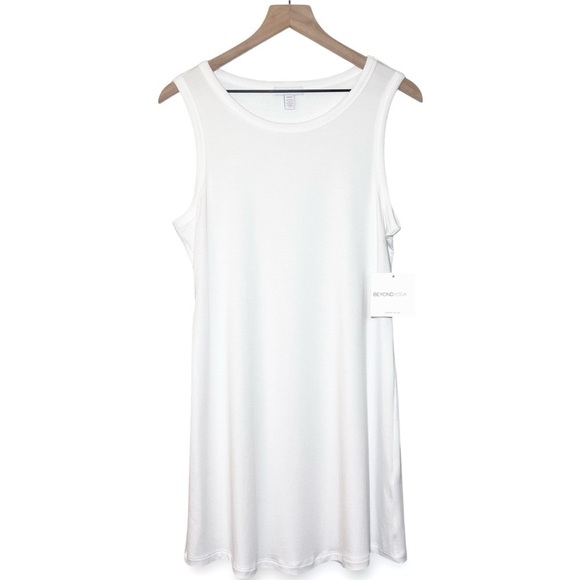 Beyond Yoga Out Of Town Dress in True White - Picture 1 of 6